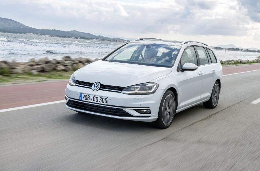  Volkswagen Golf TDI Variant 2017 года  (WW) (фото 25 из 31)